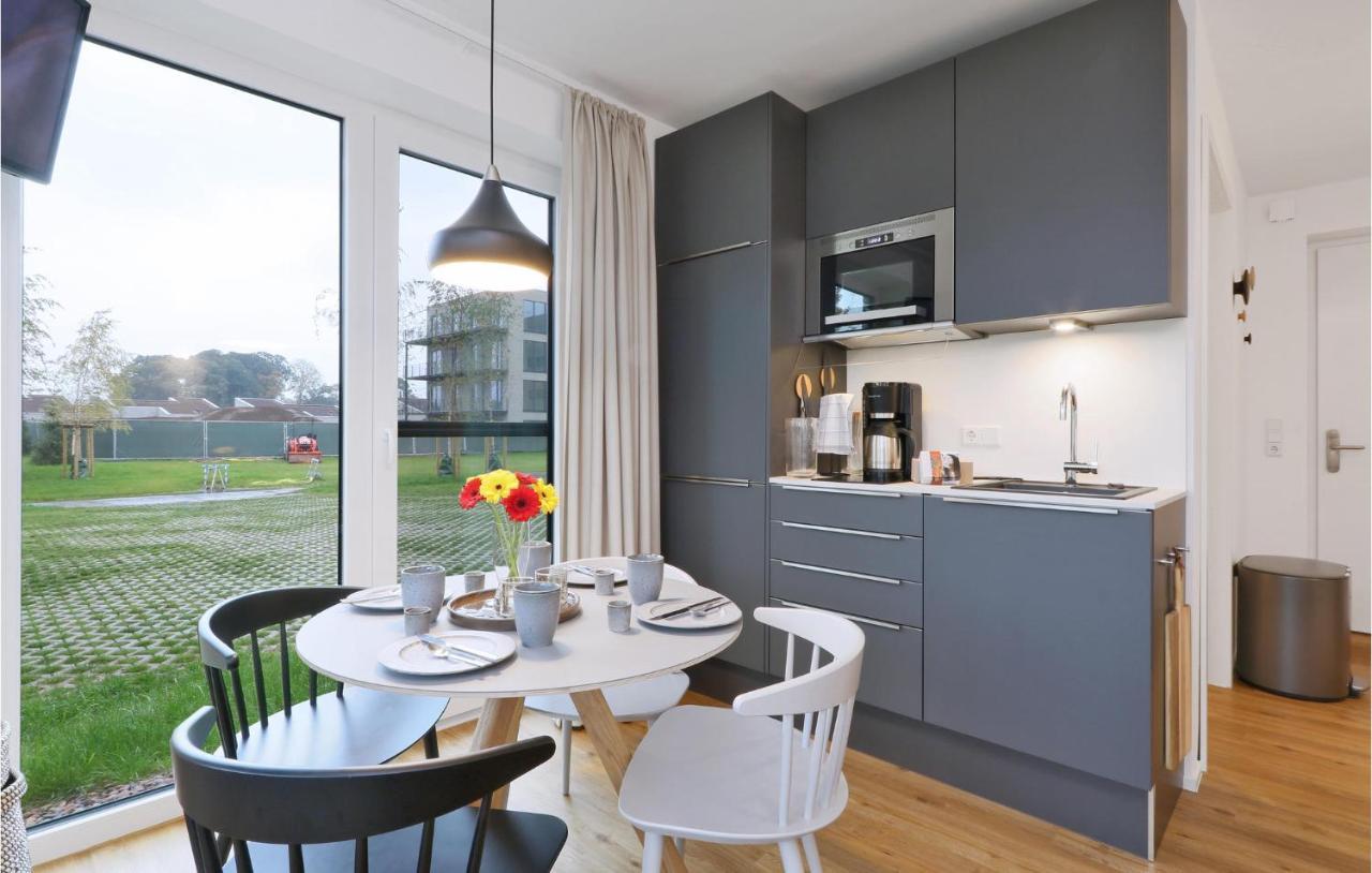 Gorgeous Apartment In Lembruch-Duemmer See Екстериор снимка