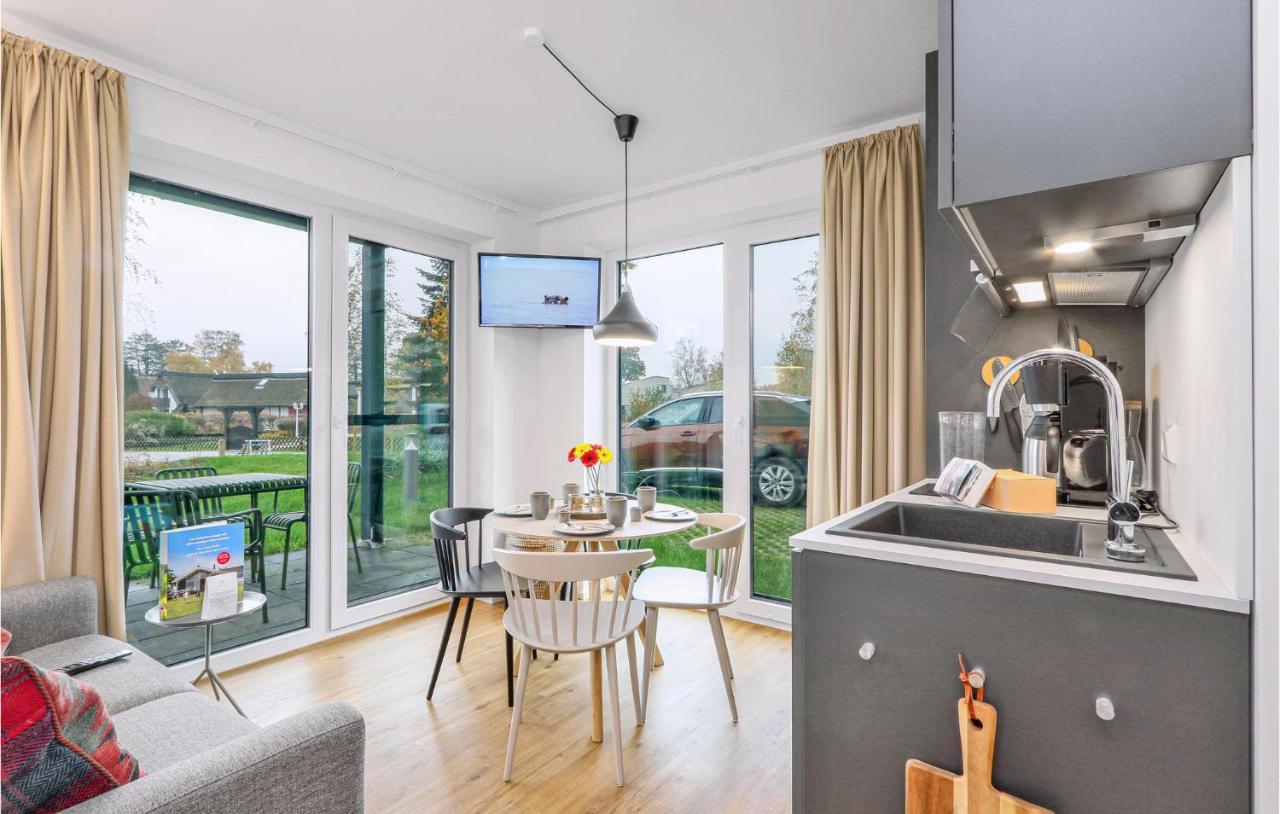 Gorgeous Apartment In Lembruch-Duemmer See Екстериор снимка