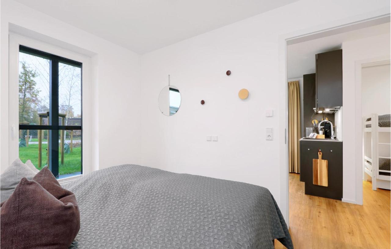 Gorgeous Apartment In Lembruch-Duemmer See Екстериор снимка