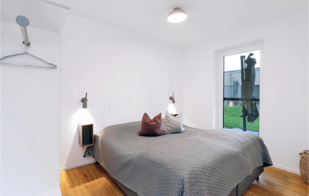 Gorgeous Apartment In Lembruch-Duemmer See Екстериор снимка